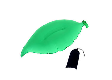 Matériel gonflable vert de mousse de mémoire d'oreiller de voyage avec le sac de stockage fournisseur
